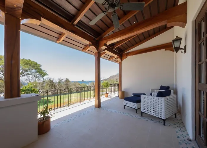 Villa 4 Bedroom Complex At Catalinas Playa Danta