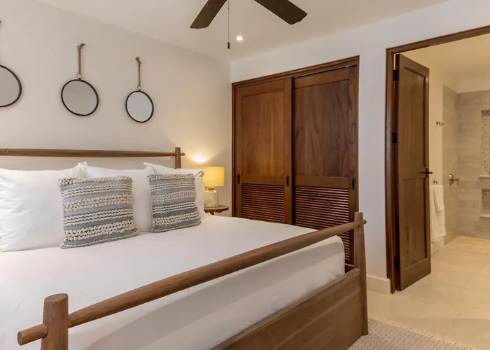 Villa 4 Bedroom Complex At Catalinas *